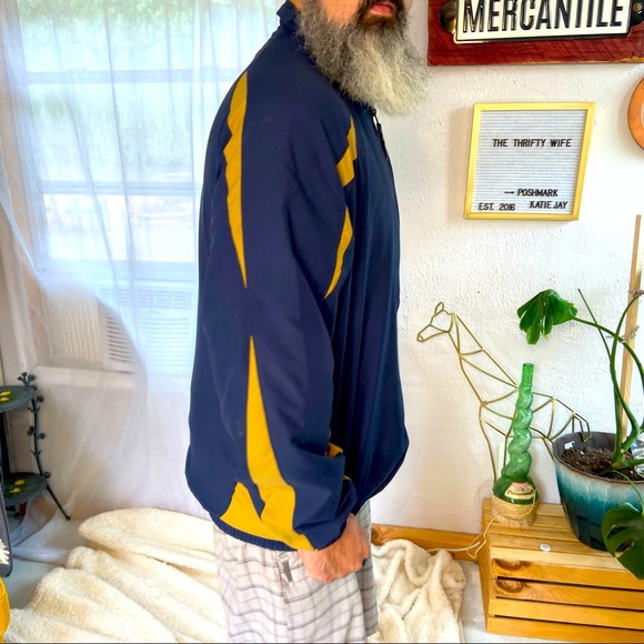 Vintage Russell Athletics Team Issue Notre Dame Windbreaker Size XLT - Picture 4 of 8